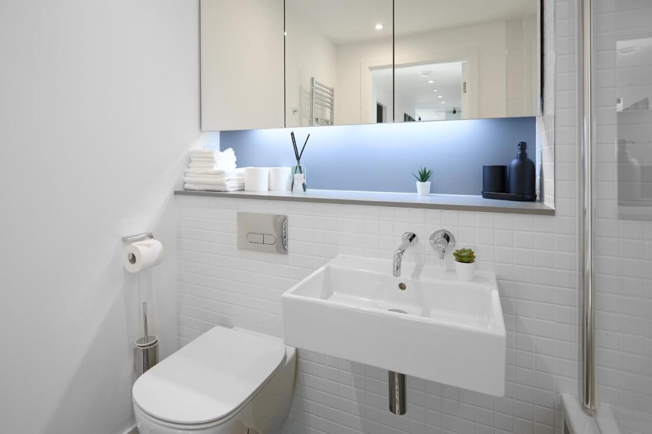 Morden Lovely 3Bedroom Apartment London Abbey Wood Exterior photo